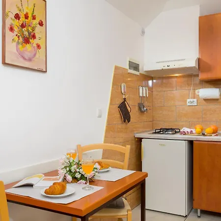 Apartment Ruhig Gelegene 7 Stinjan